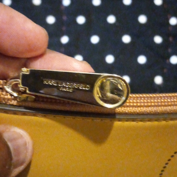 AUTHENTIC KARL LAGERFELD PURSE - Picture 9 of 10